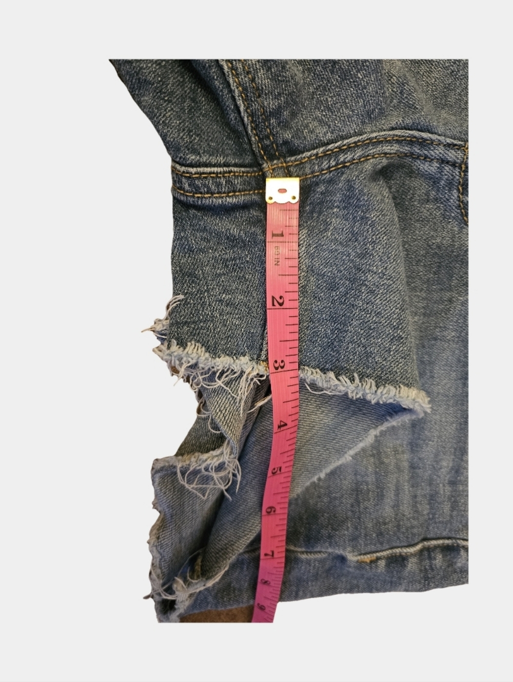 Old Navy OG High-Rise Straight Light Wash Cutoff Denim Shorts Size 6 - Picture 10 of 10